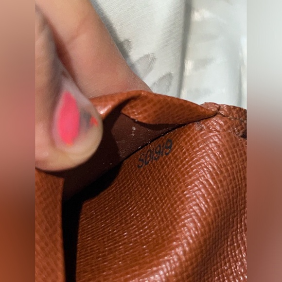 Louis Vuitton Wallet - Picture 12 of 16